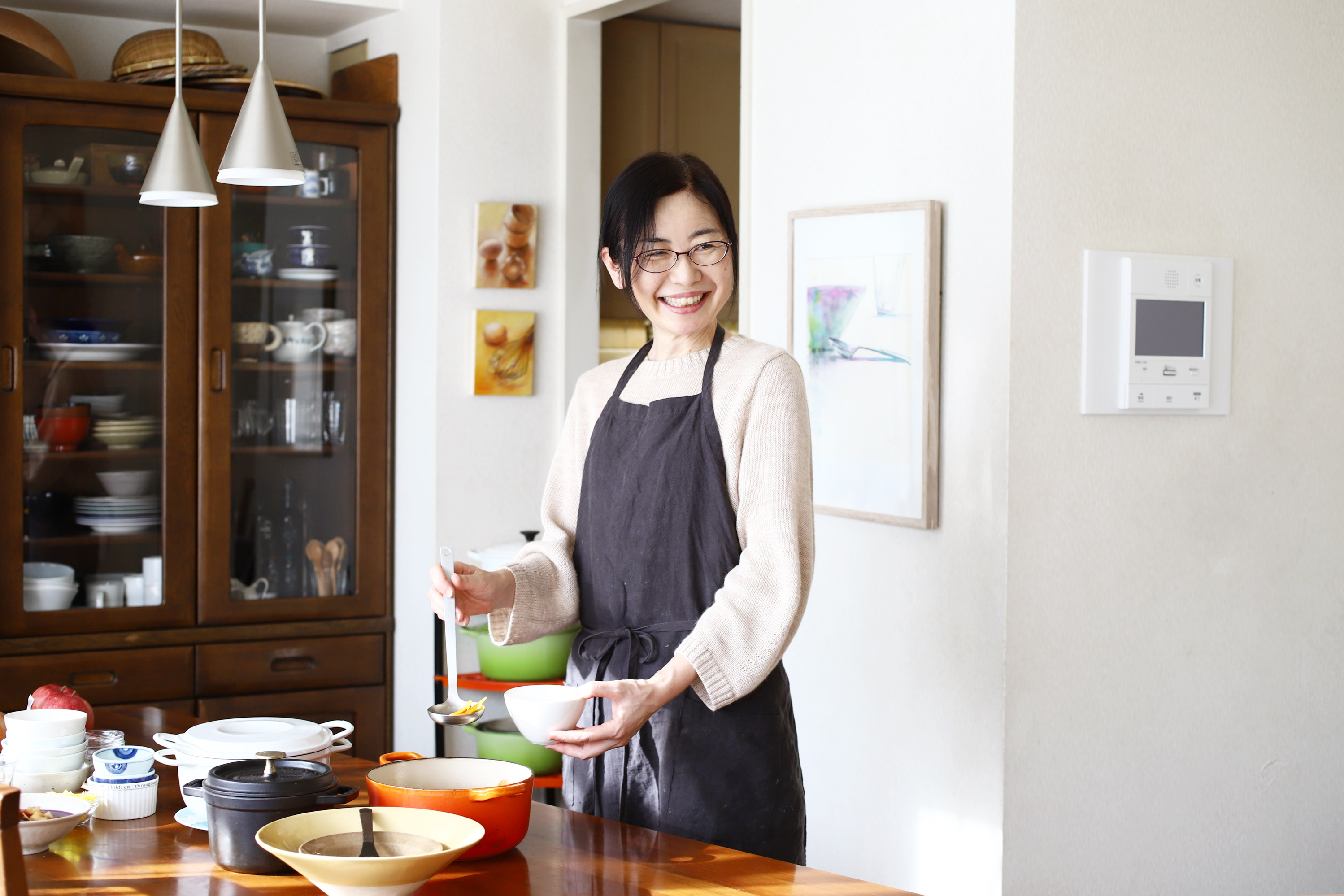 有賀 有田焼・伊万里焼（佐賀県） 【有田焼 幸楽窯】錦銀彩祥瑞捻り梅形